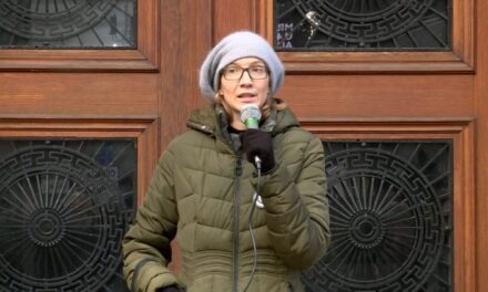 Zentai újságíró szólalt fel a belgrádi tüntetésen