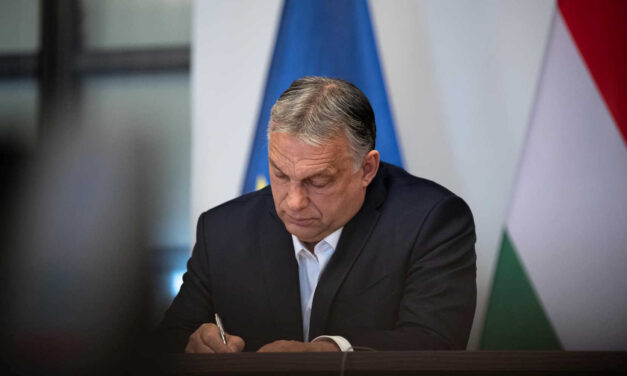 Több szerbiai befektetőt vár Magyarországra Orbán Viktor