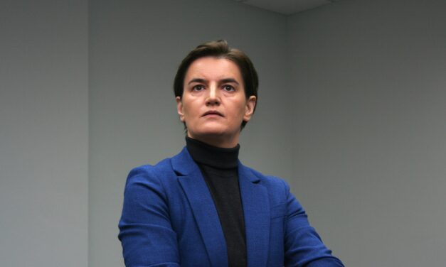 Ana Brnabić: Felelőtlen és elfogadhatatlan az ellenzéki koalíció javaslata