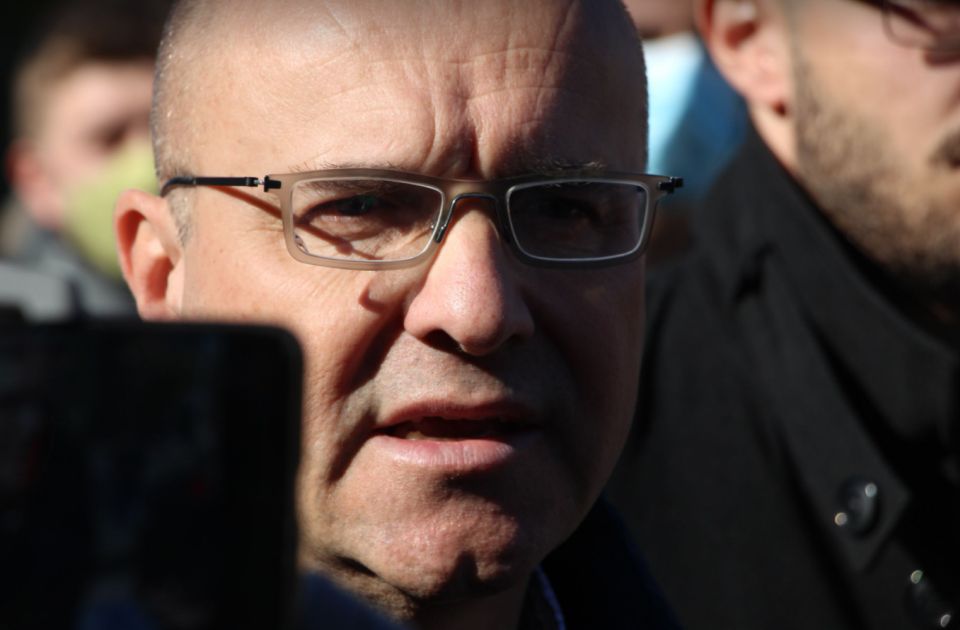 Felfüggesztett börtönbüntetésre ítélték Borislav Novakovićot, a Néppárt alelnökét