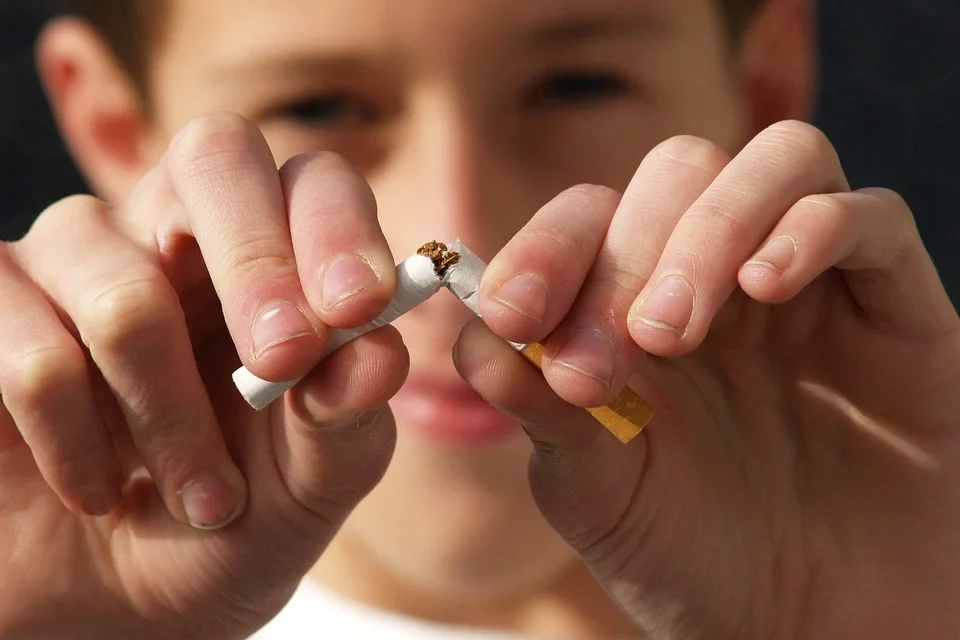A felnőttek több mint egyharmada dohányzik, évente 15 ezren halnak meg a következmények miatt
