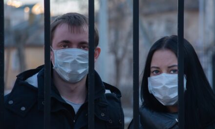 Észak-Macedóniában kegyelmet kapnak azok, akiket a járványszabályok megsértése miatt ítéltek börtönre