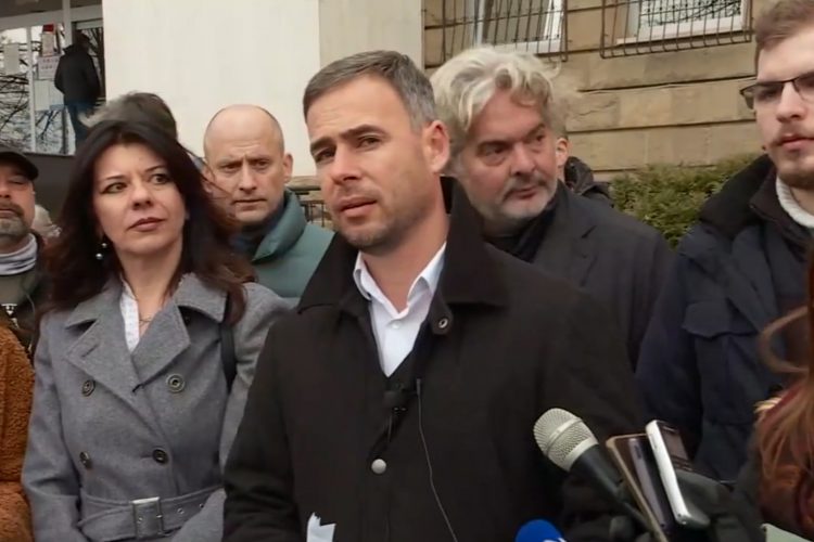 Bűnvádi feljelentés Brnabić, Mihajlović és Vujović ellen