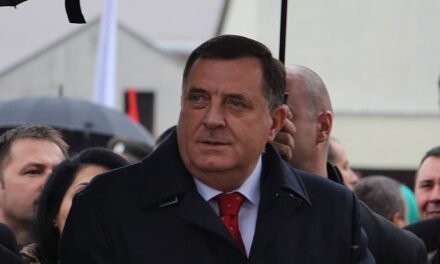 Dodik törvénybe foglalná, hogy a boszniai Szerb Köztársaságnak ellenségei vannak