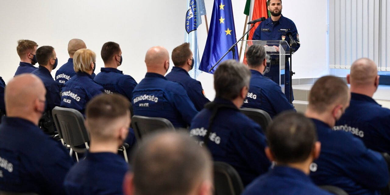 Újabb magyar rendőri egységek indulnak Szerbiába és Észak-Macedóniába