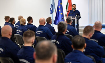 Újabb magyar rendőri egységek indulnak Szerbiába és Észak-Macedóniába