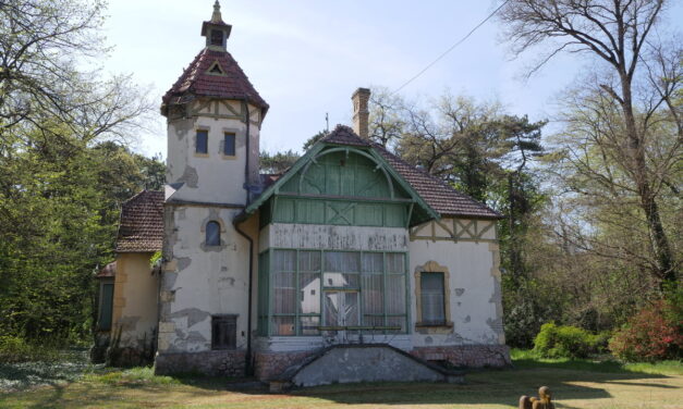 Kétszázezerrel olcsóbb lett a Titóról elnevezett villa Palicson