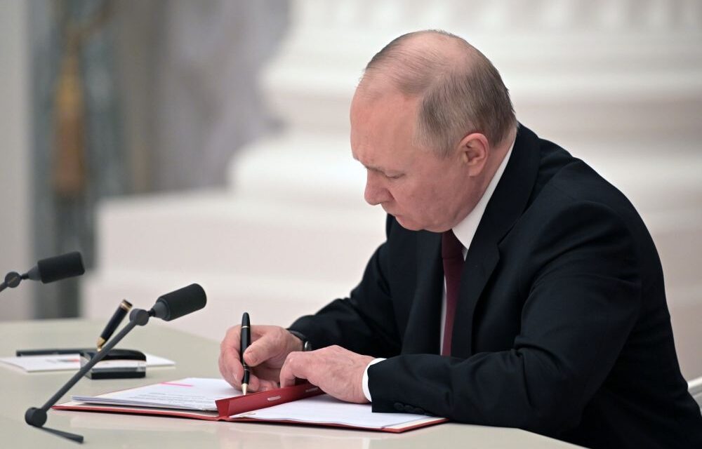 Putyin a Donyecki és a Luhanszki Népköztársaság elismerése mellett döntött