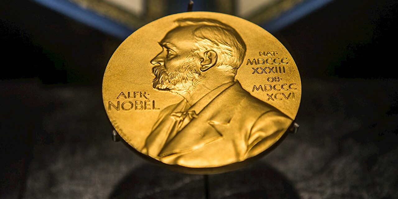 Fehérjéket megfejtő programok kapták a kémiai Nobel-díjat