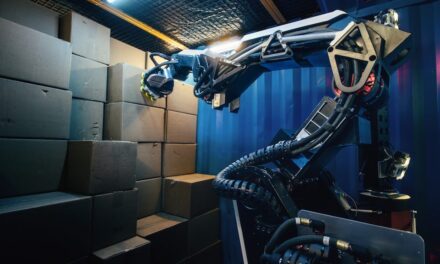 A DHL-nél robotokra bízzák a raktári munkát