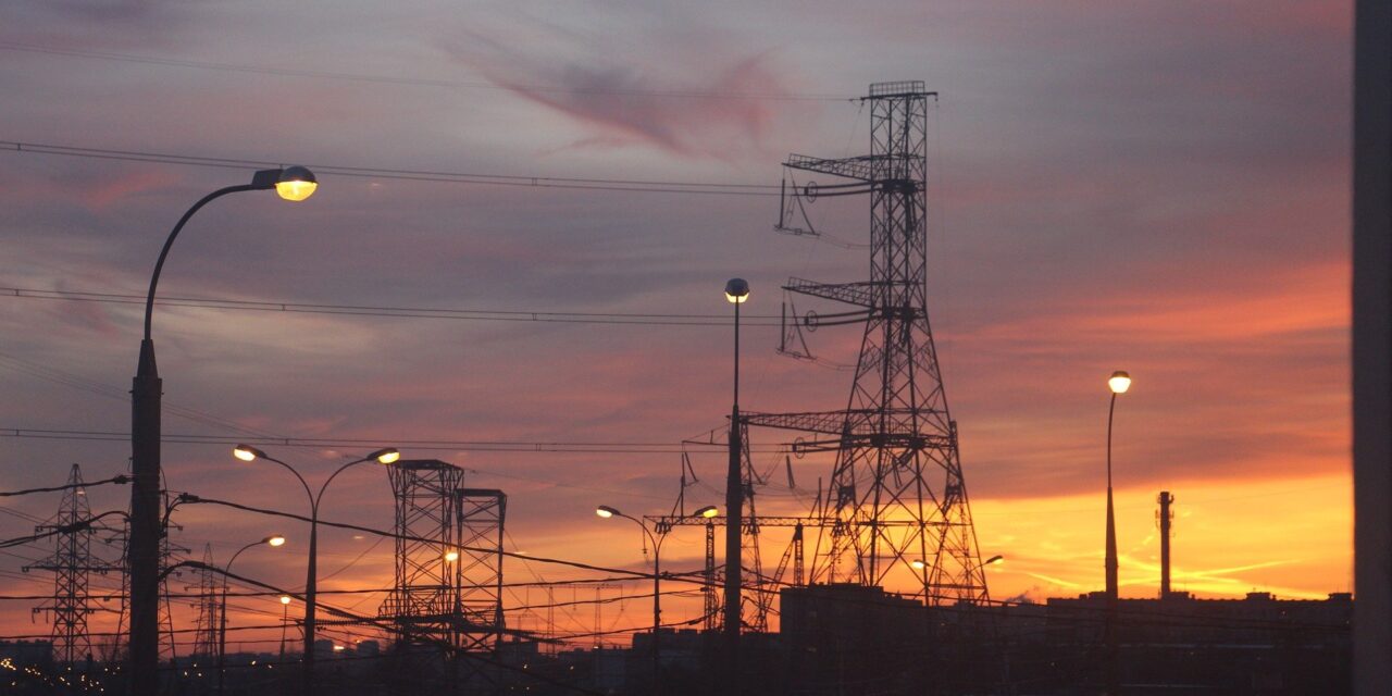 Szerbia elektro-energetikai felszerelést küld Ukrajnának