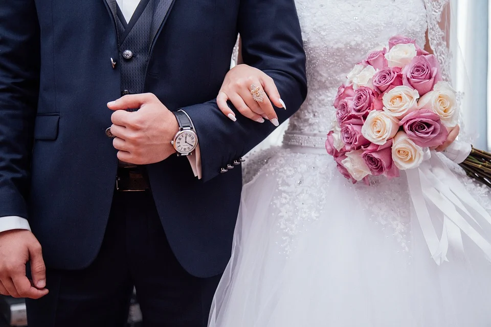 Mikor kötnek házasságot az európai fiatalok?