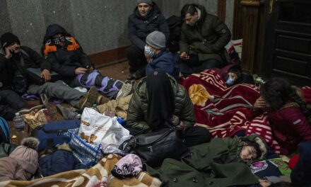 Érkeznek az első ukrán menekültek Szerbiába