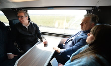 Orbán és Vučić felavatta a gyorsvasutat