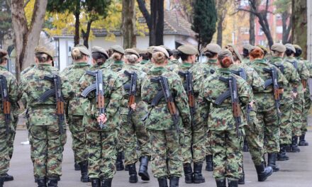 Havi 46 ezer dináros fizetésért várja önkéntes katonai szolgálatra a fiatalokat a minisztérium