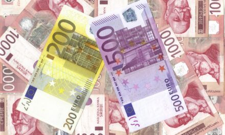 Mennyit kérhetnek az euróért hétvégén és hétfőn a pénzváltók?