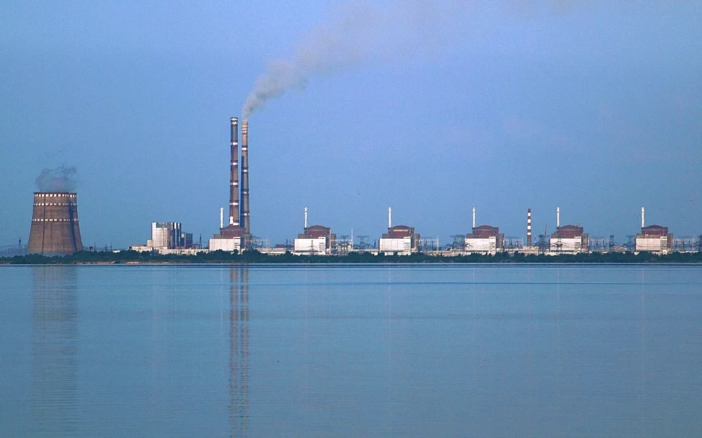 Az oroszok elfoglalták a zaporizzsjai atomerőművet