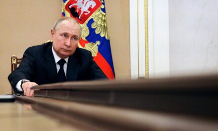Putyint előrehaladott stádiumban lévő rák miatt kezelték áprilisban