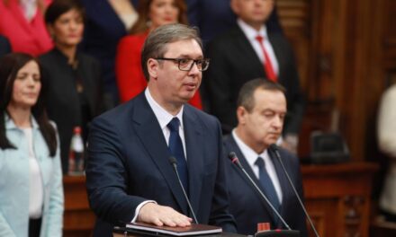Vučić: Minél több, a kisebbséghez tartozó személy kell a kormányba