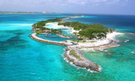 Rejtélyes betegségbe haltak bele amerikai turisták a Bahamákon