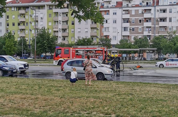 Három autó is kigyulladt menet közben az ország különböző pontjain