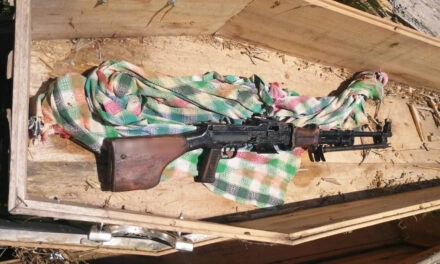 Koporsóba rejtett géppuskát találtak a bujanovaci albán temetőben