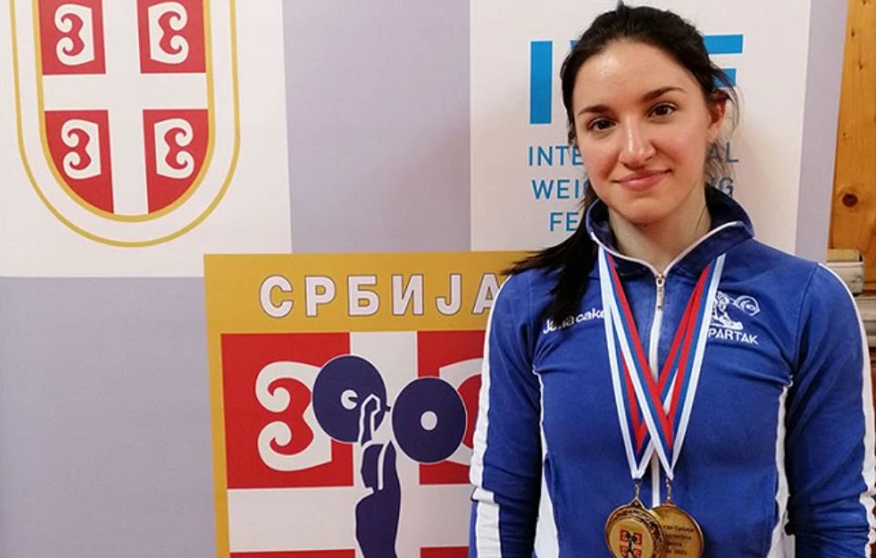 Zentai súlyemelő nyerte az országos bajnokságot
