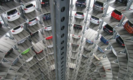 Negyvenezer euróért kelt el egy parkolóhely Belgrádban