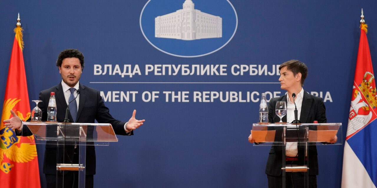 A kapcsolat javításáról tárgyalt a szerb és a montenegrói miniszterelnök