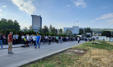 Radikalizálódik a kragujevaci Fiat dolgozóinak tiltakozása