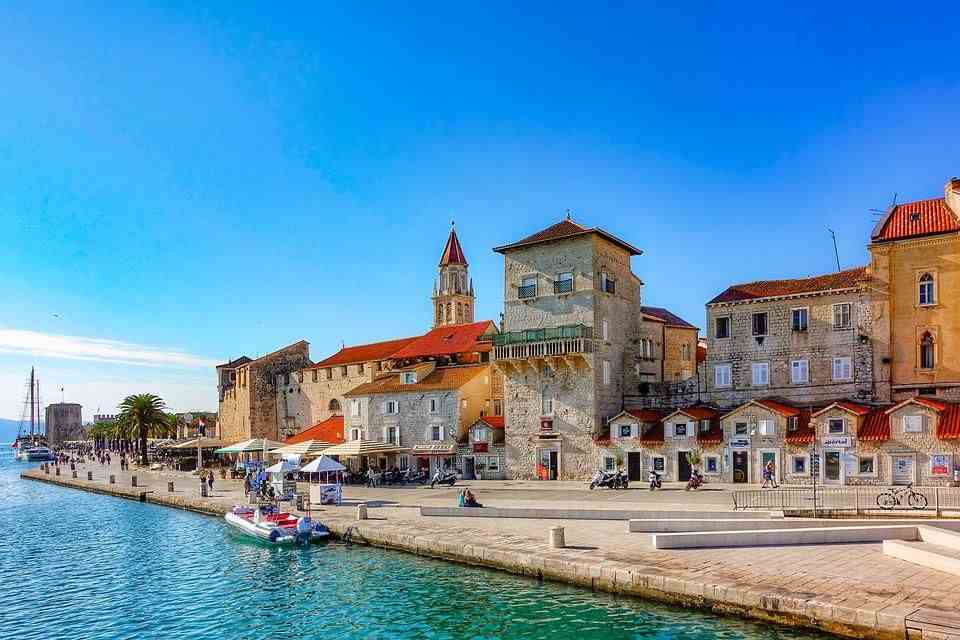 Tízezer turisztikai alkalmazottra vár munka Horvátországban