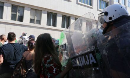 Vučić: Reggel hallottam, hogy volt valami tüntetés Újvidéken