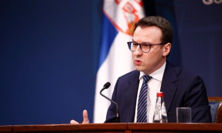 Petar Petković: Koszovó miatt Vučić vasárnap beszédet intéz a néphez