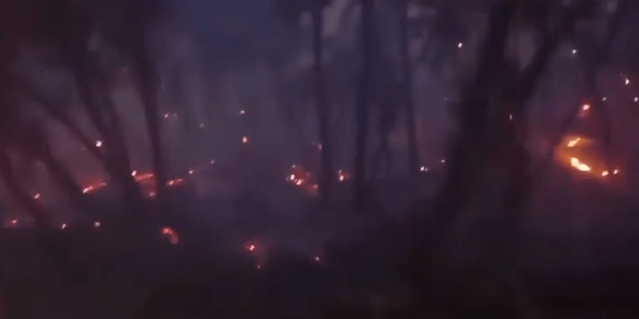 Hatalmas tűz pusztít a montenegrói Barban (Videó)