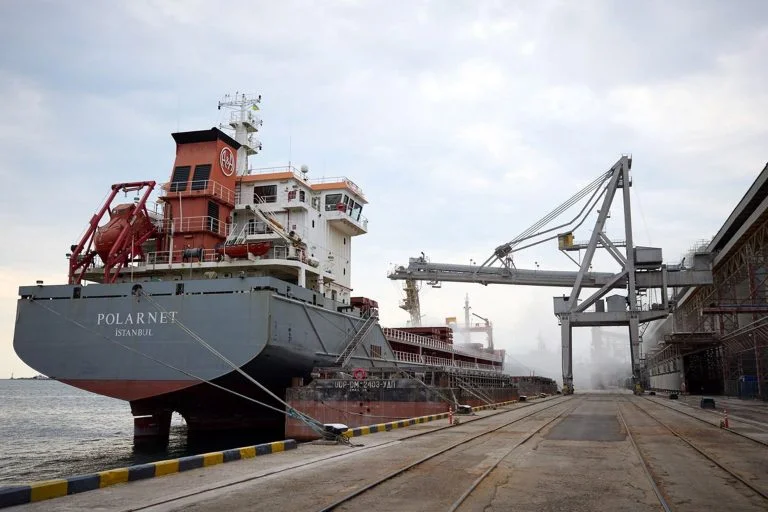 Ismét gabonával teli hajók indultak el Ukrajna fekete-tengeri kikötőiből