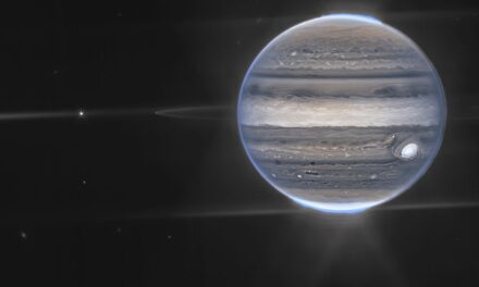 Lenyűgöző képek a Jupiter sarki fényeiről