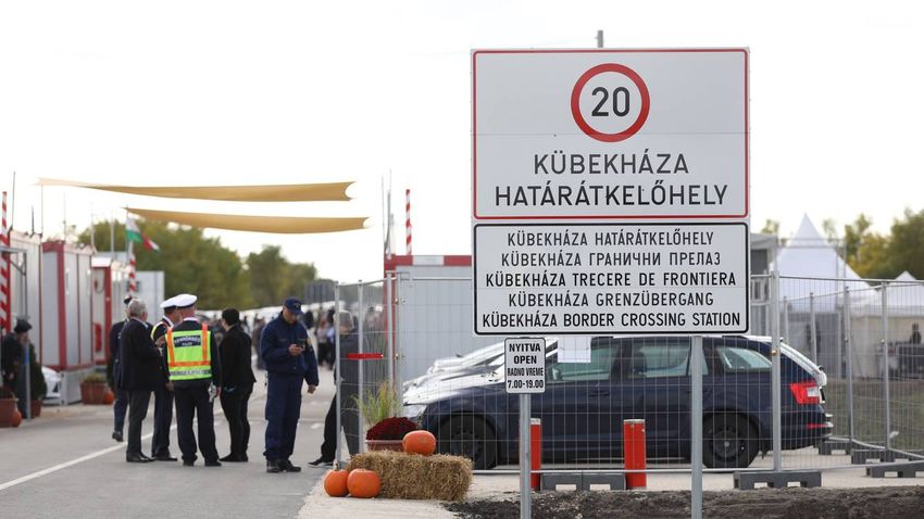 A Rábé-Kübekháza határátkelőhelyen csak belépni lehet Magyarországra