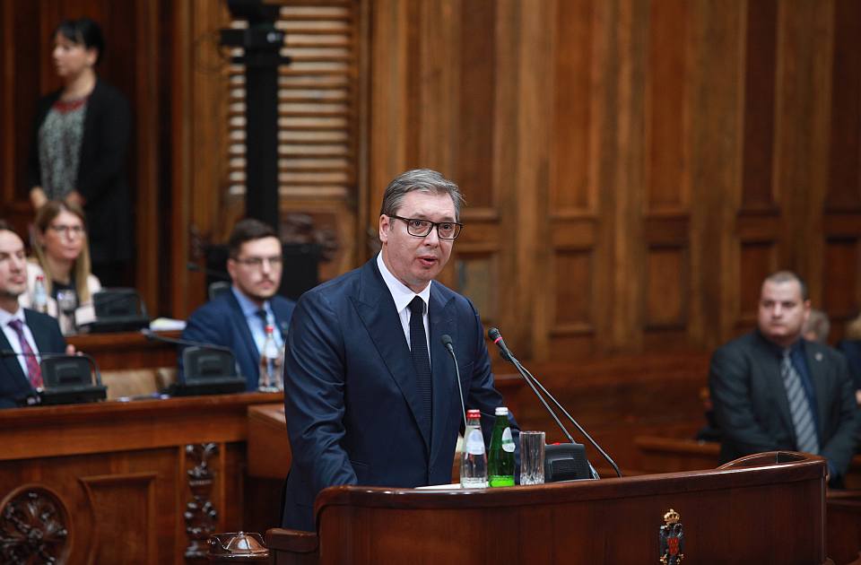 Az orosz és a kínai elnöknek is levelet küld Vučić
