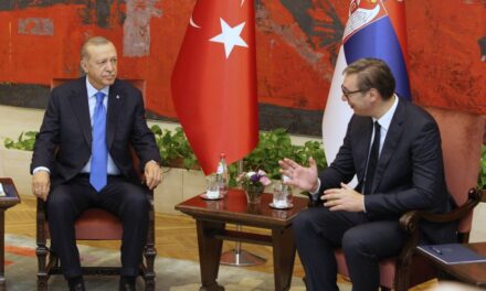 Erdogan továbbra is támogatja Koszovó függetlenségének elismerését, Vučić ezt „figyelembe veszi”