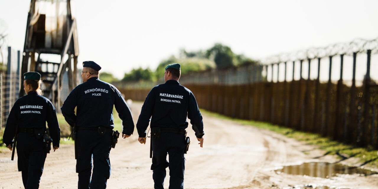 Több mint ezerhatszáz határsértő ellen intézkedtek a rendőrök a hétvégén