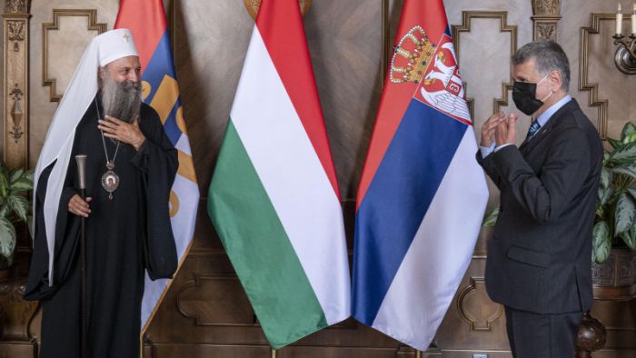 Az Országgyűlés elnöke a béke emberének nevezte a szerb pátriárkát