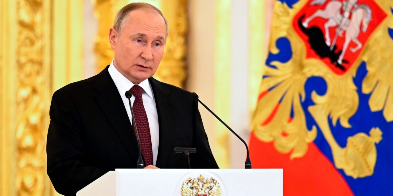 Putyin függetlenné nyilvánított két ukrán megyét