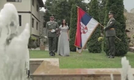 Bemutatták a szerb nemzeti zászló himnuszát – videóklip is készült hozzá