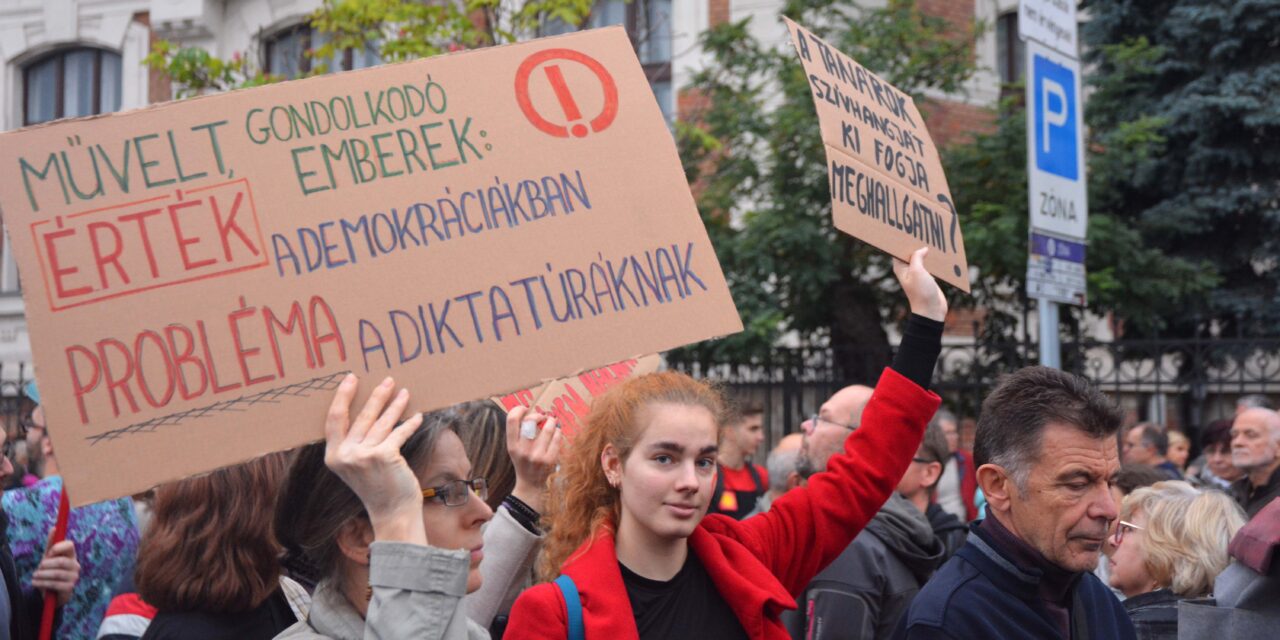 A Fidesz-szavazók közel fele is egyetért a pedagógusok tiltakozásaival