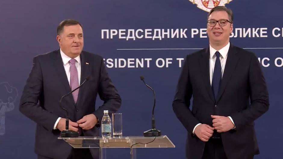 Június 8-án tartják a Vučić és Dodik által meghirdetett nagy szerb nemzetgyűlést