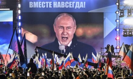 Putyint a saját lakossága ellen elkövetett bűncselekmények miatt is bíróság elé állítaná az Európai Parlament