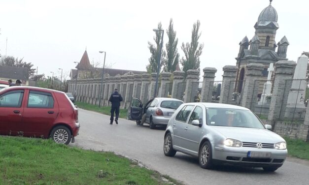 <span class="entry-title-primary">Baj van a Baj temetőben</span> <span class="entry-subtitle">Nézze meg a szabadkai Temetkezési Kommunális Közvállalat „magyar” nyelvű honlapját – vagy inkább ne</span>