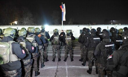 Gašić: A belügyminisztérium minden kapacitásának harckészültségét megemeltük (Fotó+Videó)