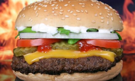 Több mint ezer euróért adnák el az utolsó boszniai McDonald’s-hamburgert
