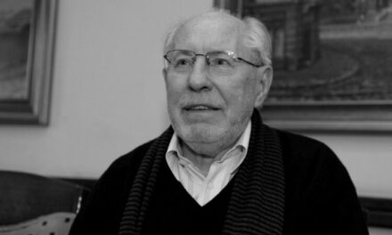 Elhunyt a szerb Szolzsenyicinnek is nevezett Dragoslav Mihailović író